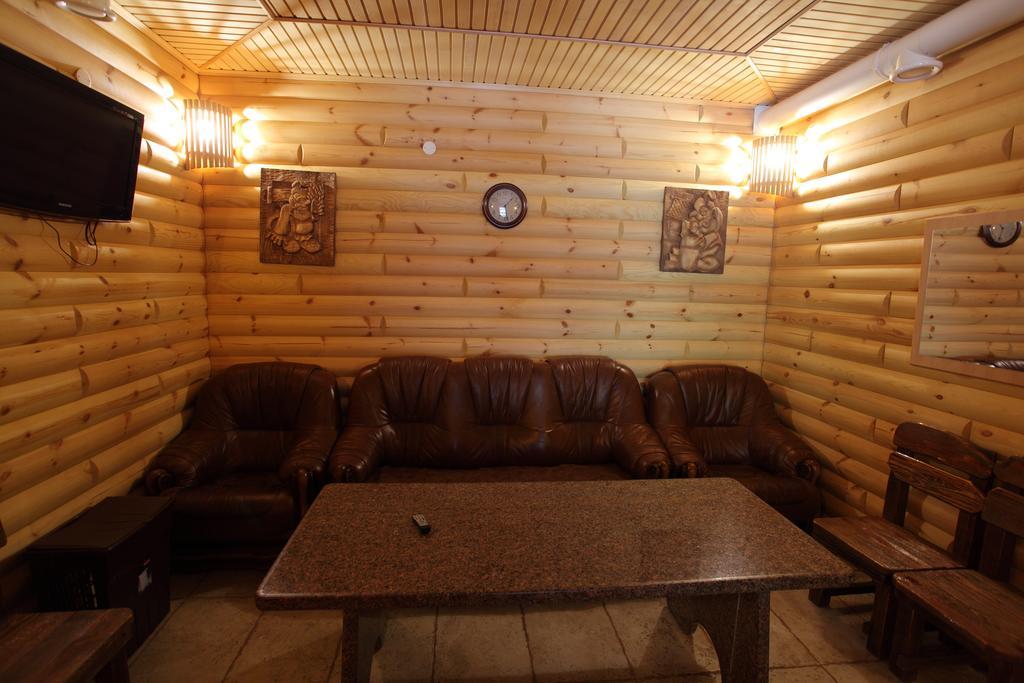 Pidkova Hotel Rivne Luaran gambar