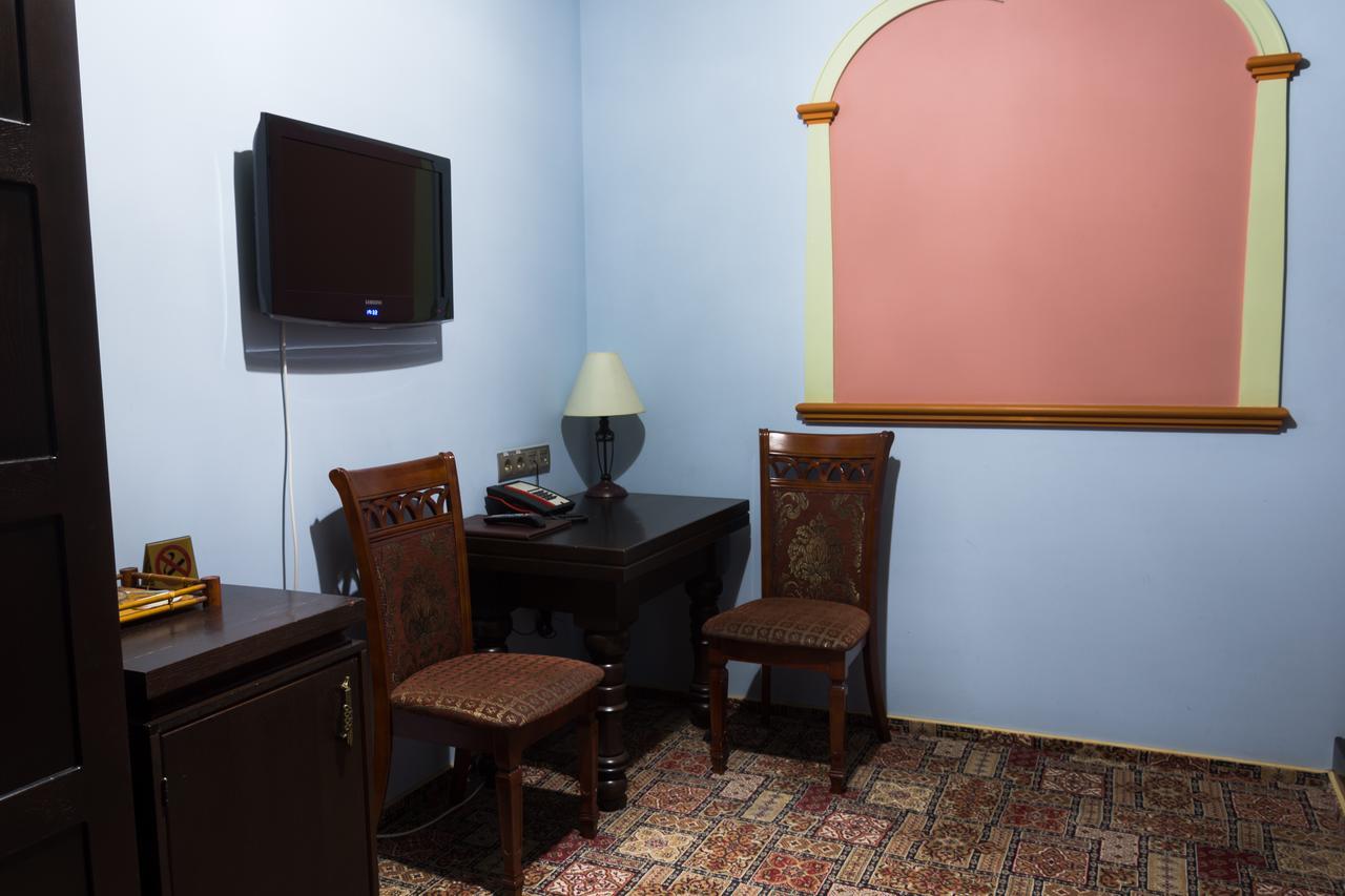 Pidkova Hotel Rivne Luaran gambar