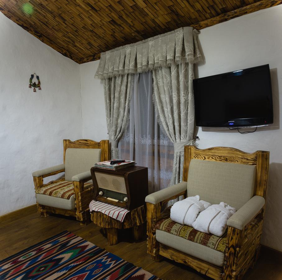 Pidkova Hotel Rivne Luaran gambar