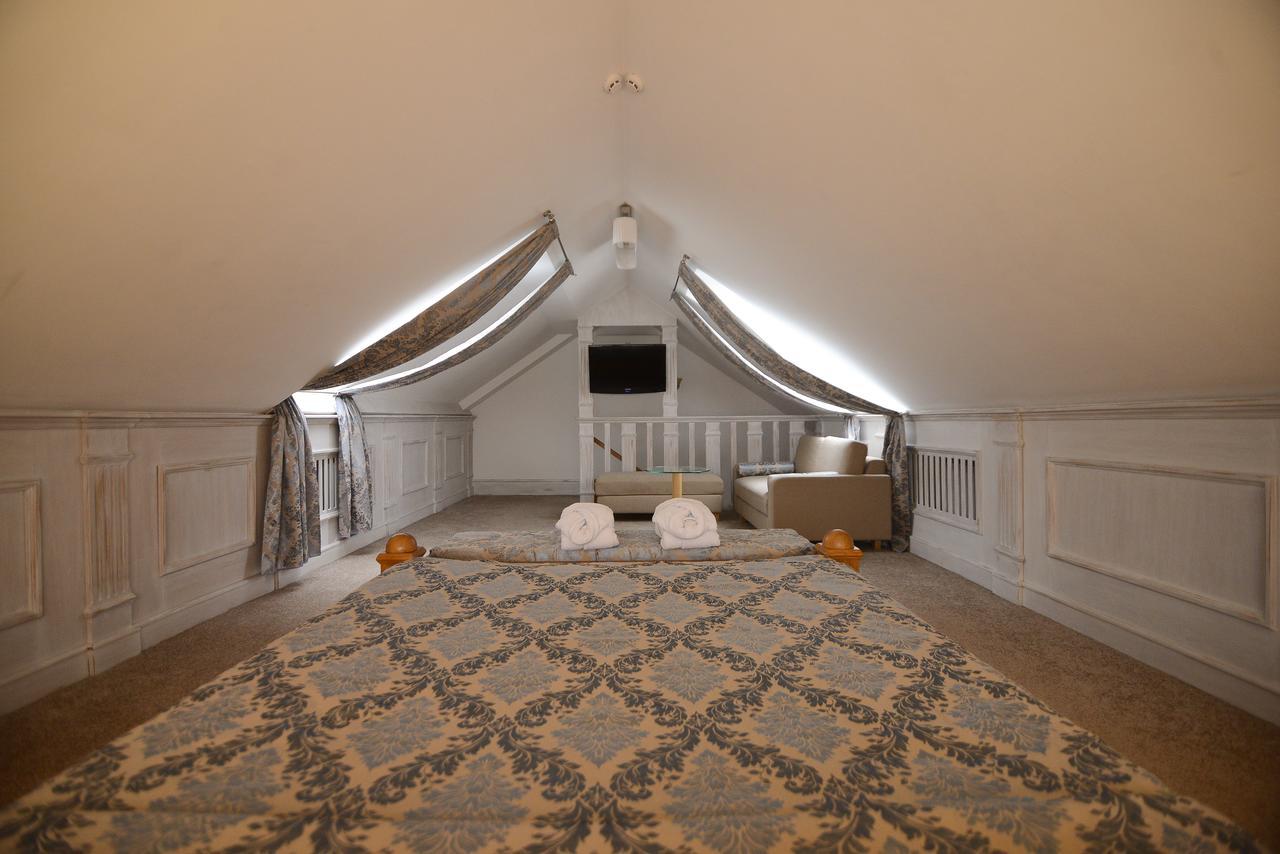 Pidkova Hotel Rivne Luaran gambar