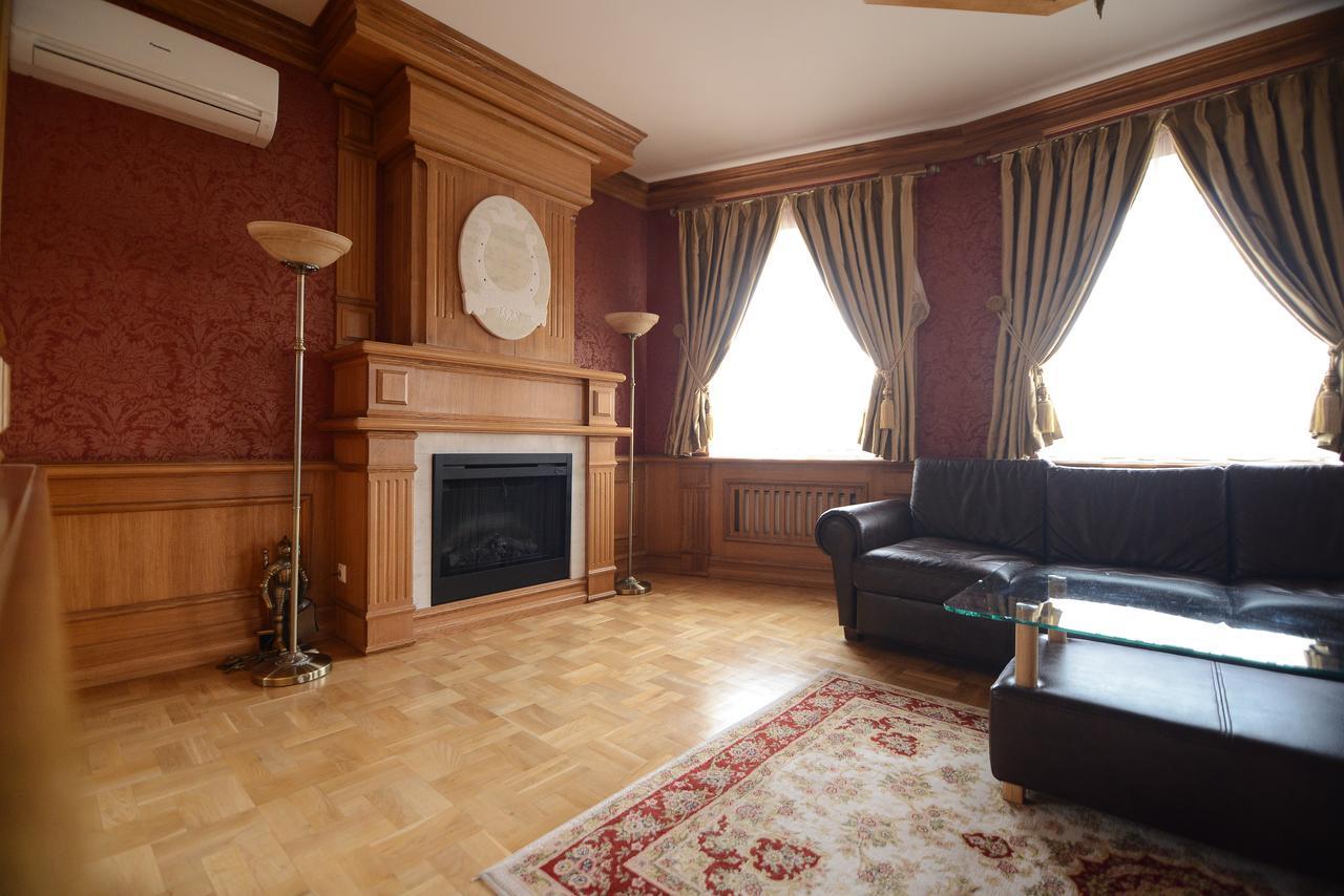 Pidkova Hotel Rivne Luaran gambar