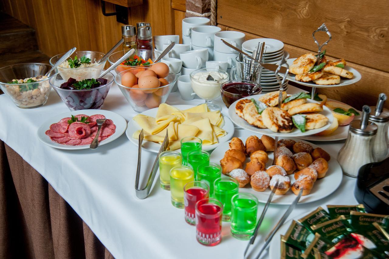 Pidkova Hotel Rivne Luaran gambar