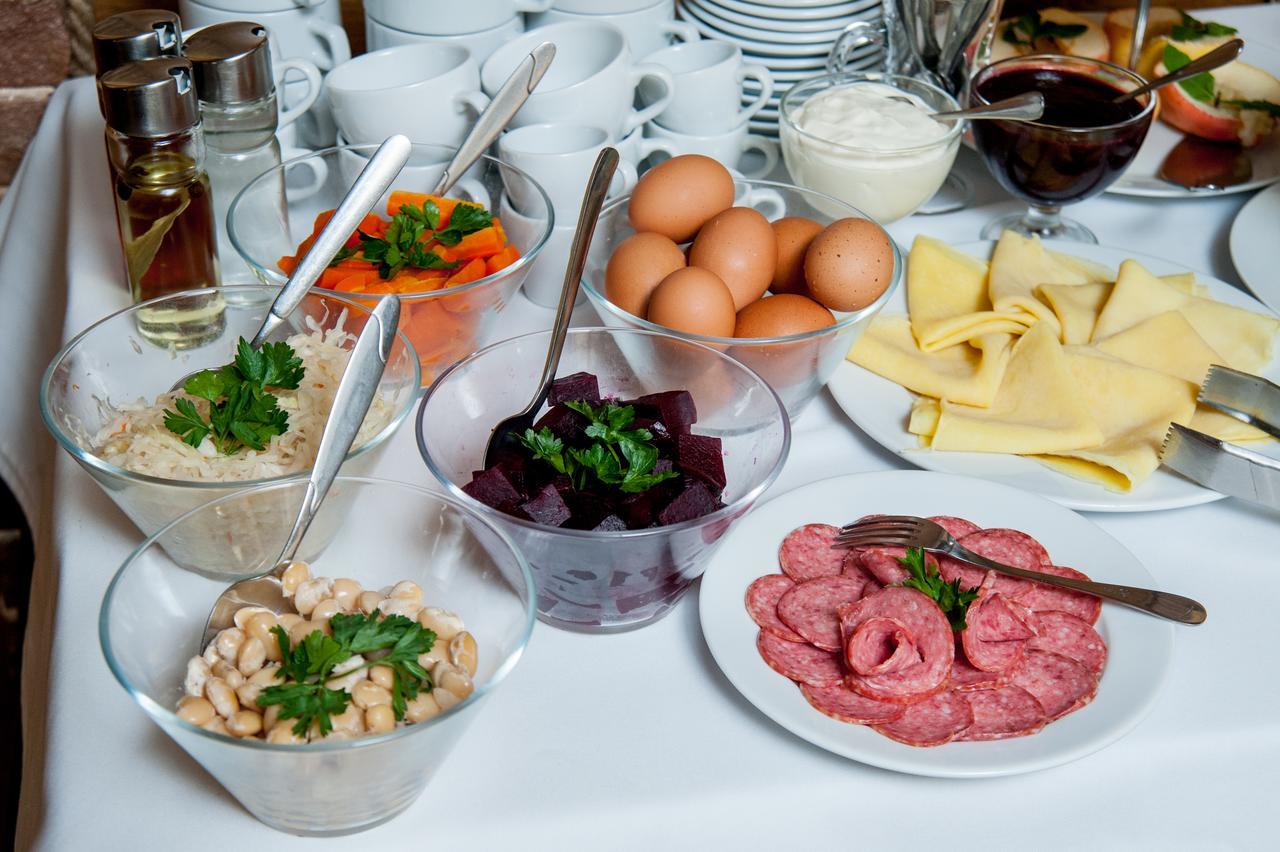 Pidkova Hotel Rivne Luaran gambar